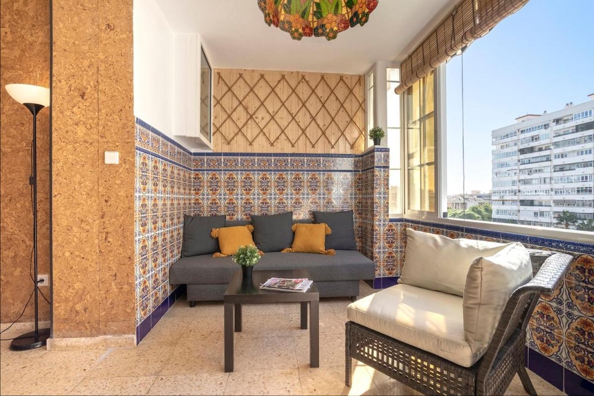 -Malagasunapts- West Beach Malaga Seafood & Relax Εξωτερικό φωτογραφία